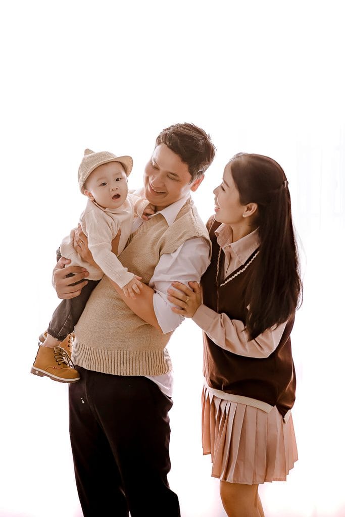 Chụp ảnh gia đình đẹp tại NHƯ Photo Studio, Long An và Tây Ninh