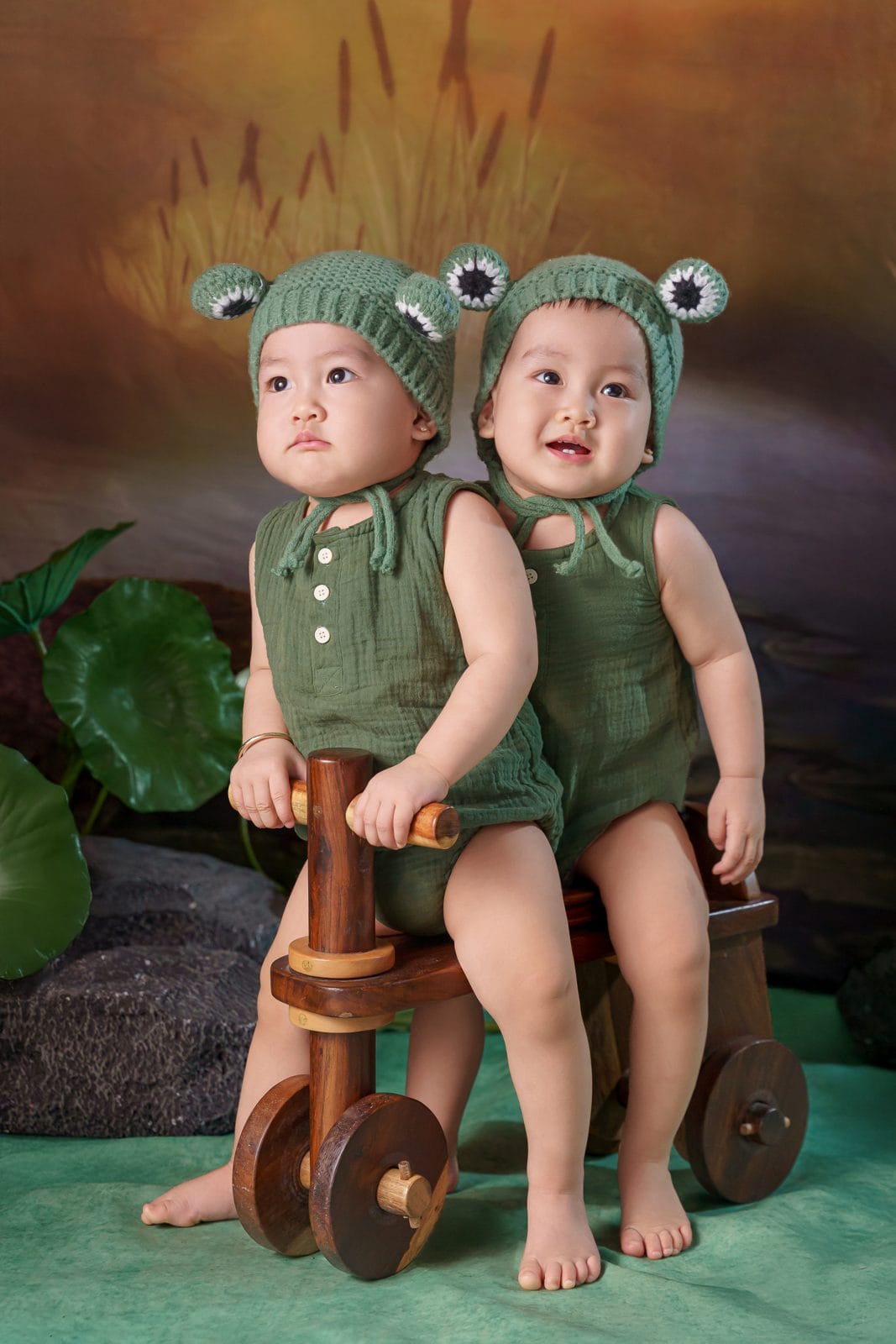 chụp ảnh bé cùng anh chị em - NHƯ Photo Trang phục đồng bộ cho các bé khi chụp ảnh anh chị em