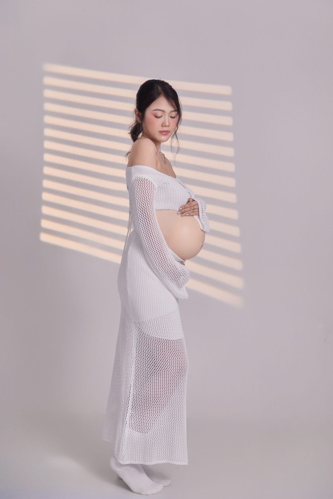 trang phục chụp ảnh bầu - NHƯ Photo Trang phục chụp ảnh bầu tôn dáng bụng tròn theo từng tháng thai