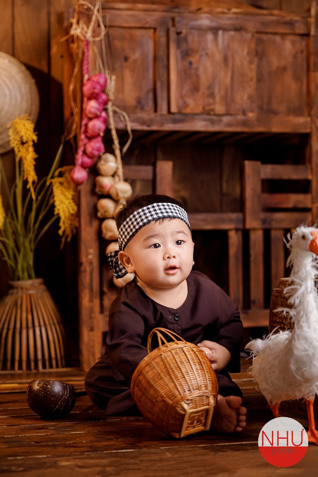 concept chụp ảnh bé cùng thú cưng đáng yêu