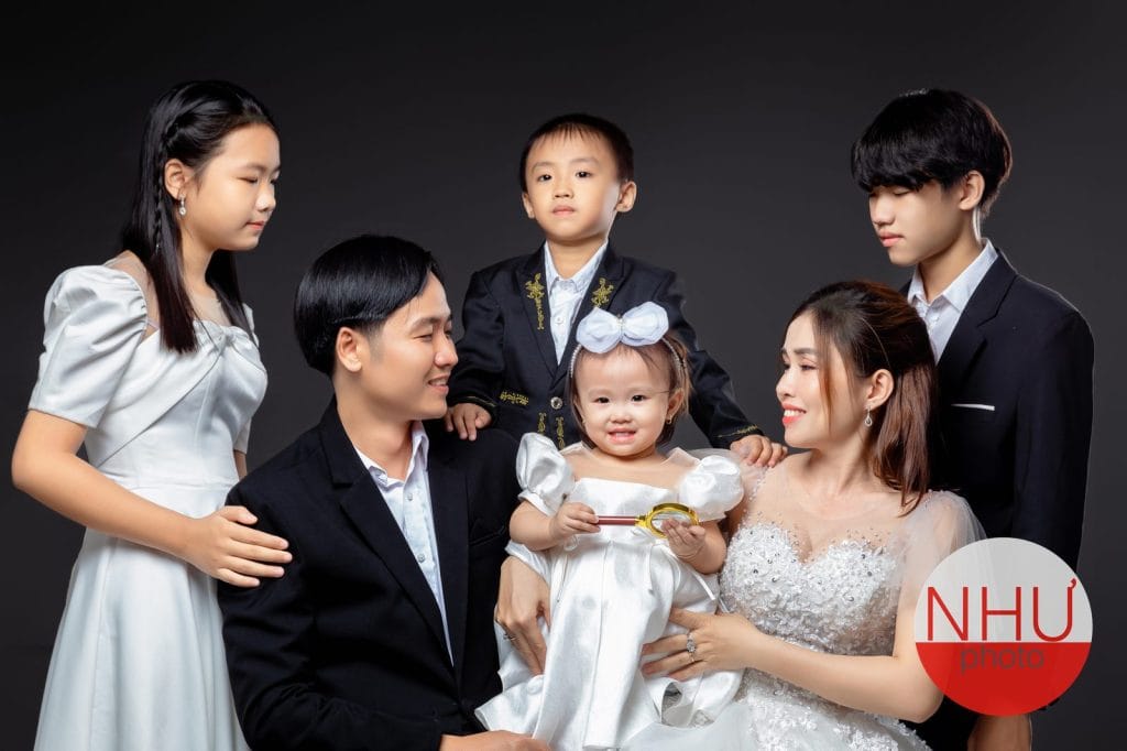 chụp ảnh gia đình cuối tuần buổi sáng thoải mái