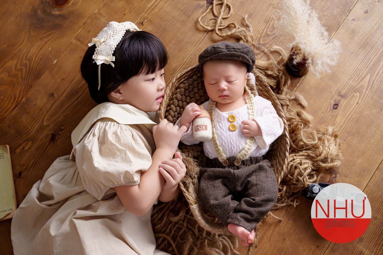 phòng chụp ảnh sơ sinh mùa nóng giữ nhiệt độ ổn định