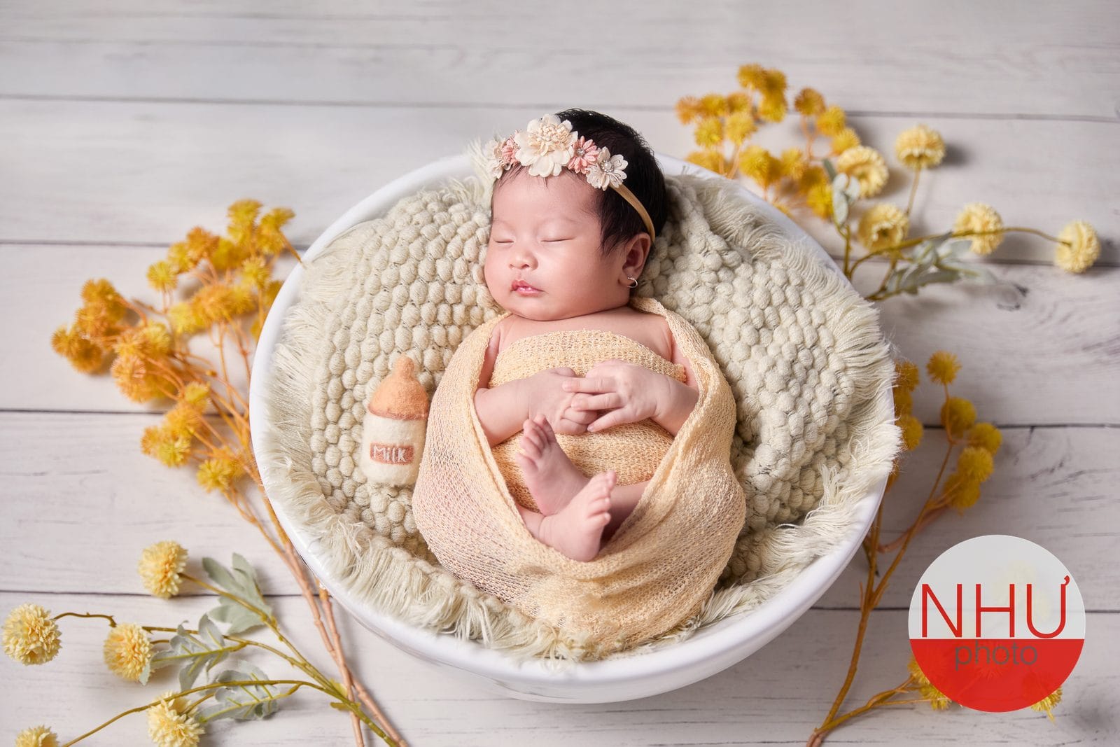 chất vải an toàn cho trang phục chụp ảnh sơ sinh