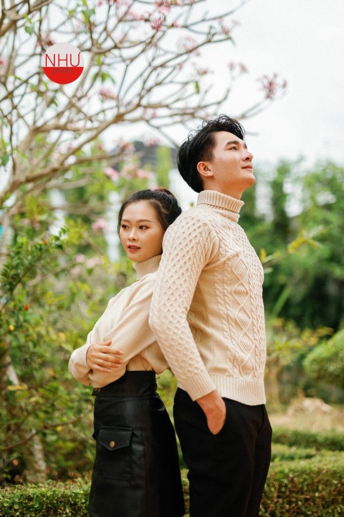 Chụp ảnh pre-wedding trong vườn cây xanh tại Long An